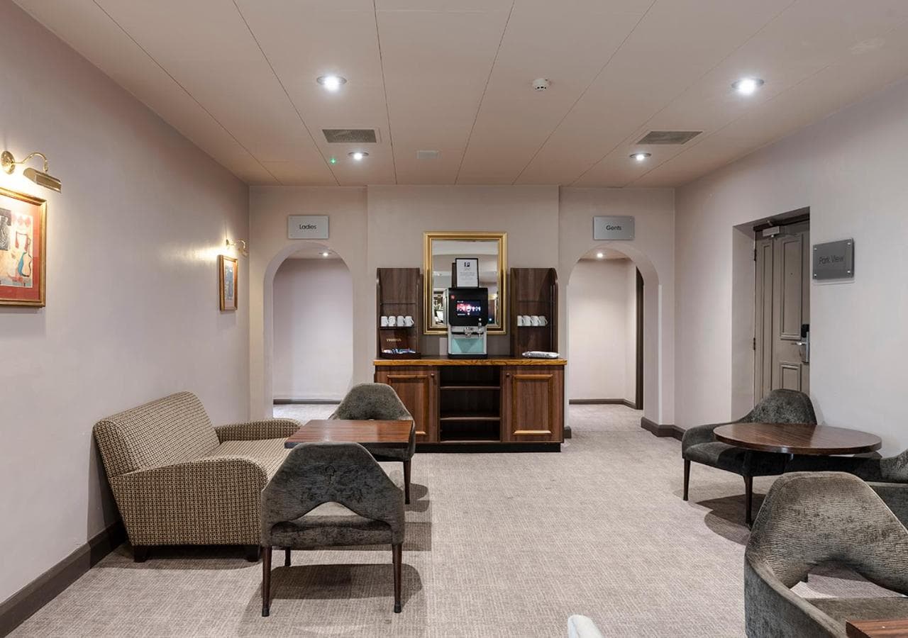 Hogs Back Hotel & Spa Nr Farnham