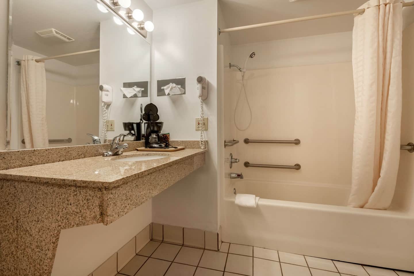Travelodge by Wyndham Shamokin Dam/Selinsgrove