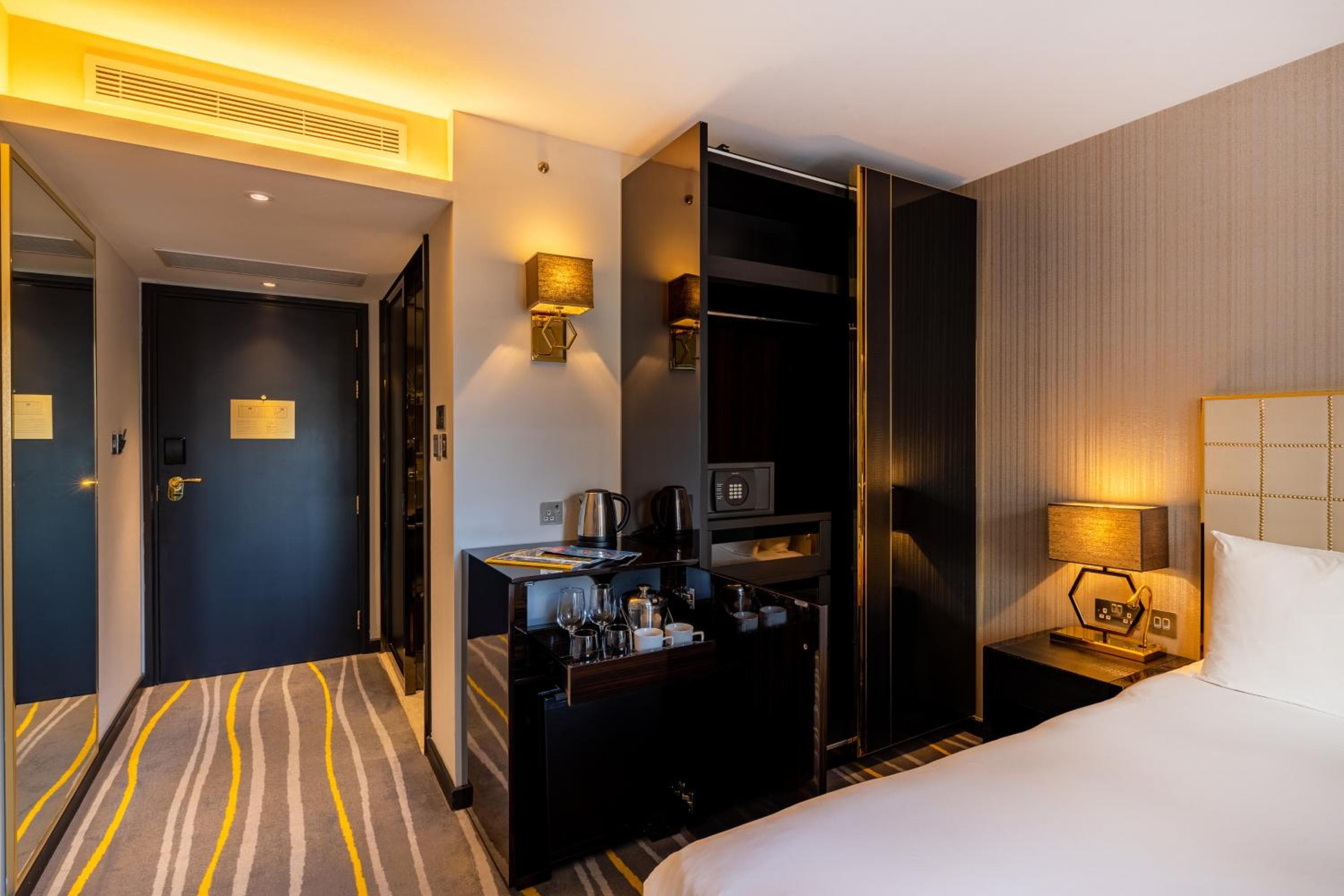 Leonardo Hotel London Aldgate