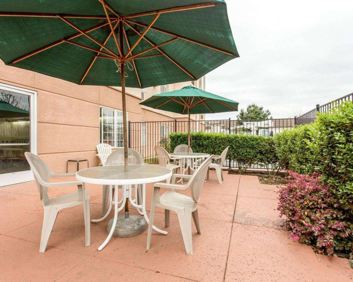 Comfort Suites Fresno River Park