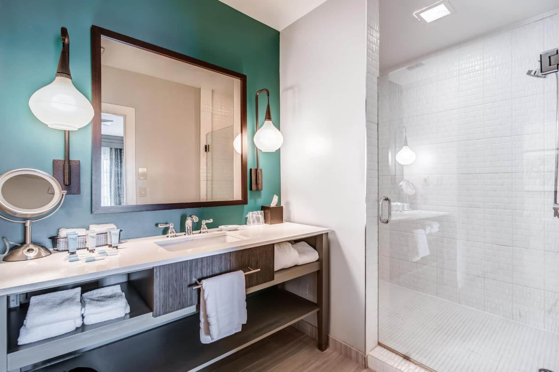 Hotel Indigo Atlanta-Vinings Ballpark Area by IHG