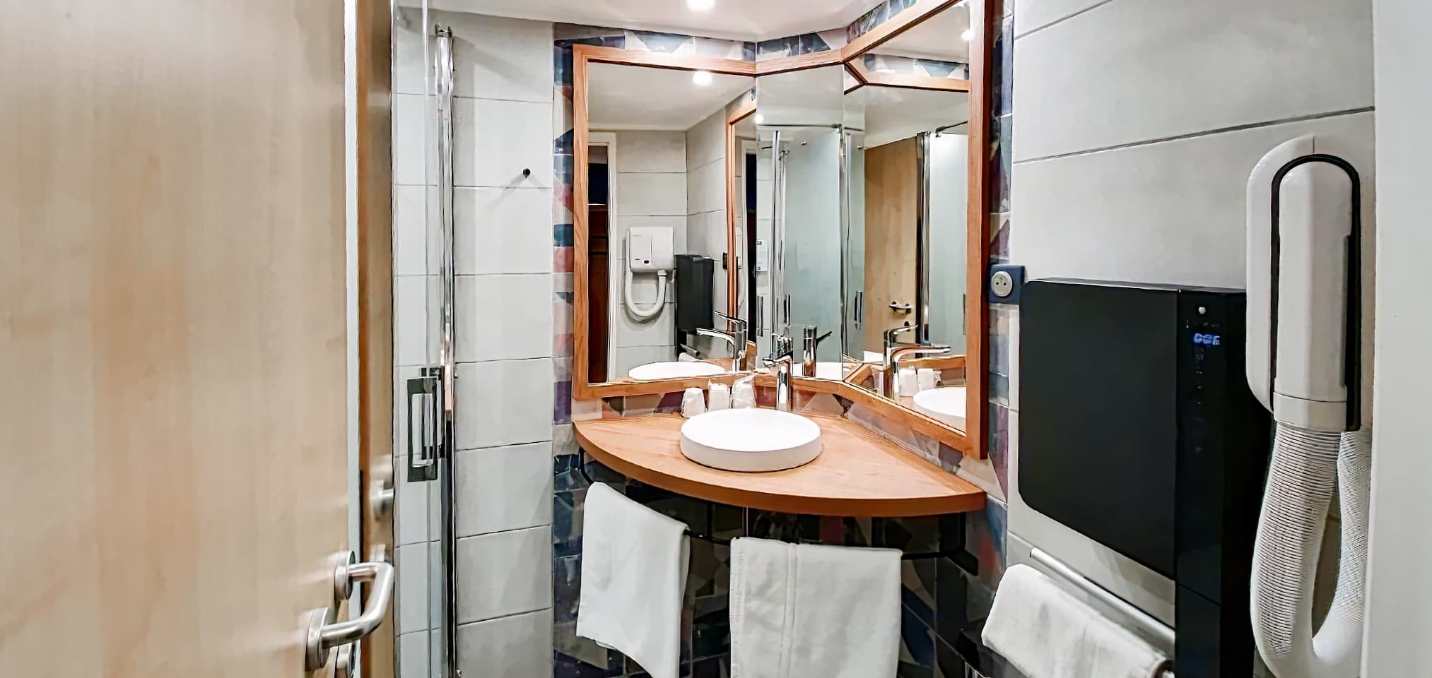 Kyriad Aix Les Milles - Plan de Campagne