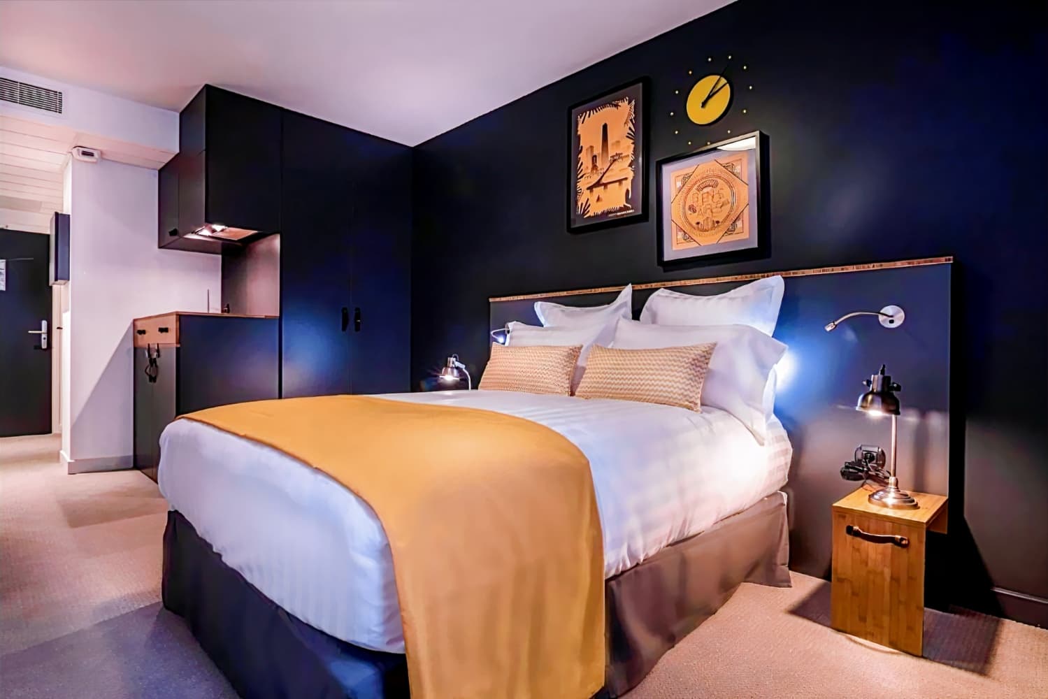 Best Western Plus Suitcase Hôtel Paris La Défense