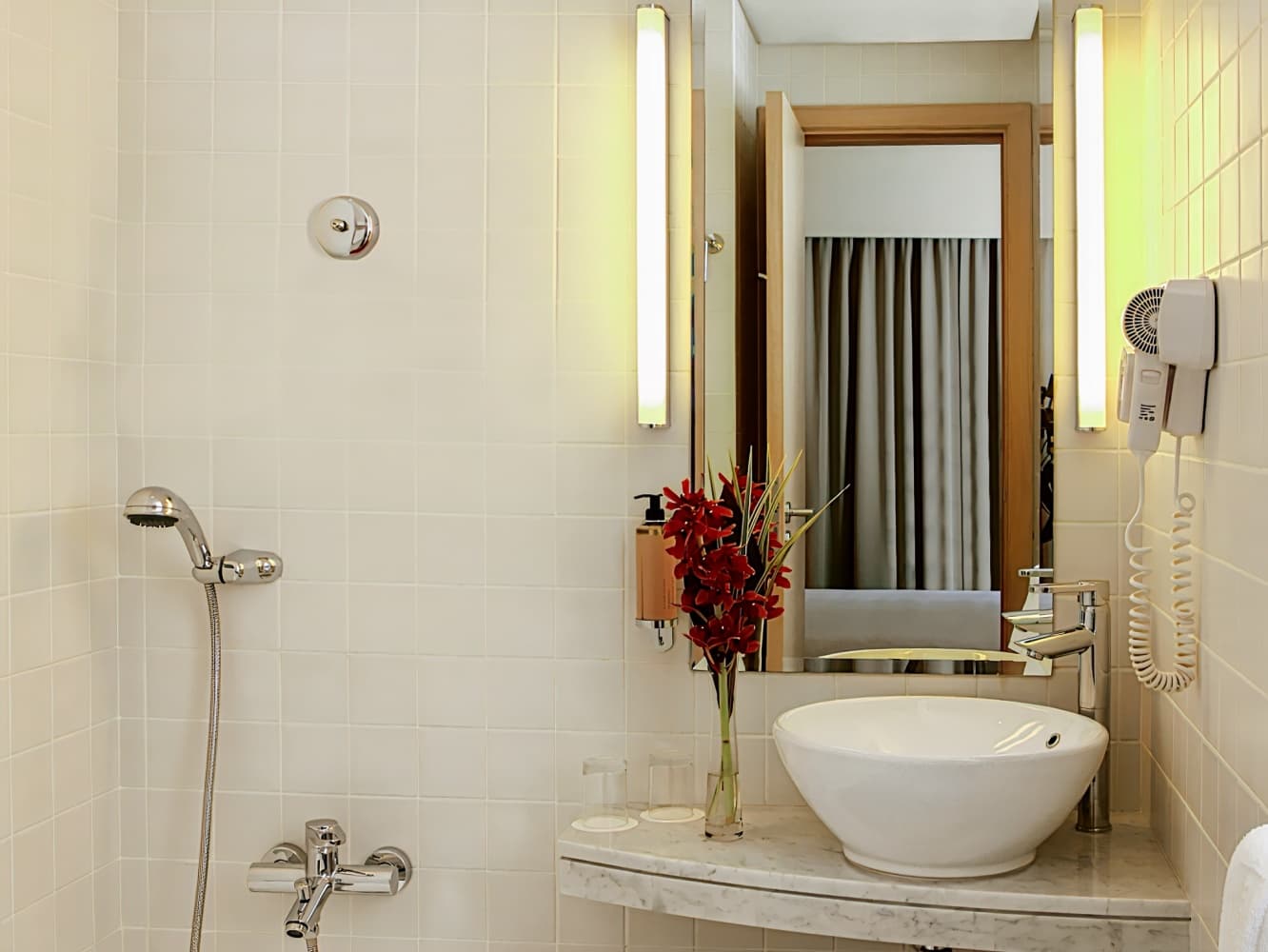 Novotel Suites Mall Avenue Dubai