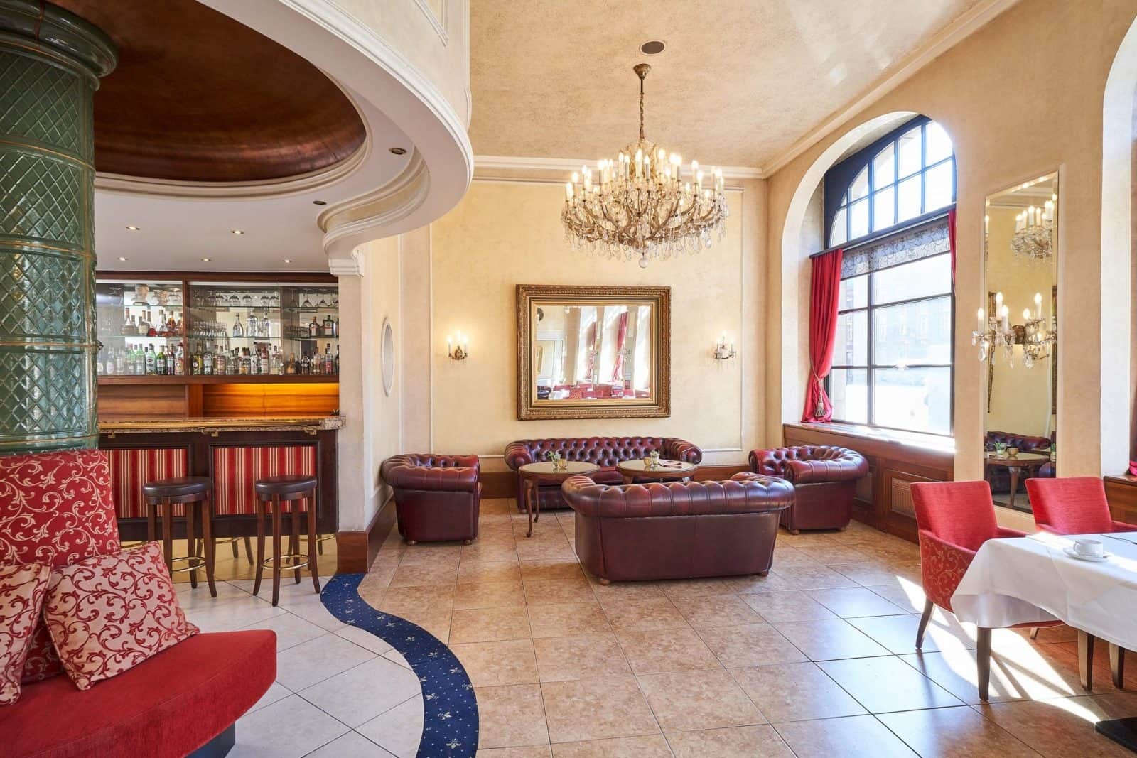 Hotel Monopol - Central Station