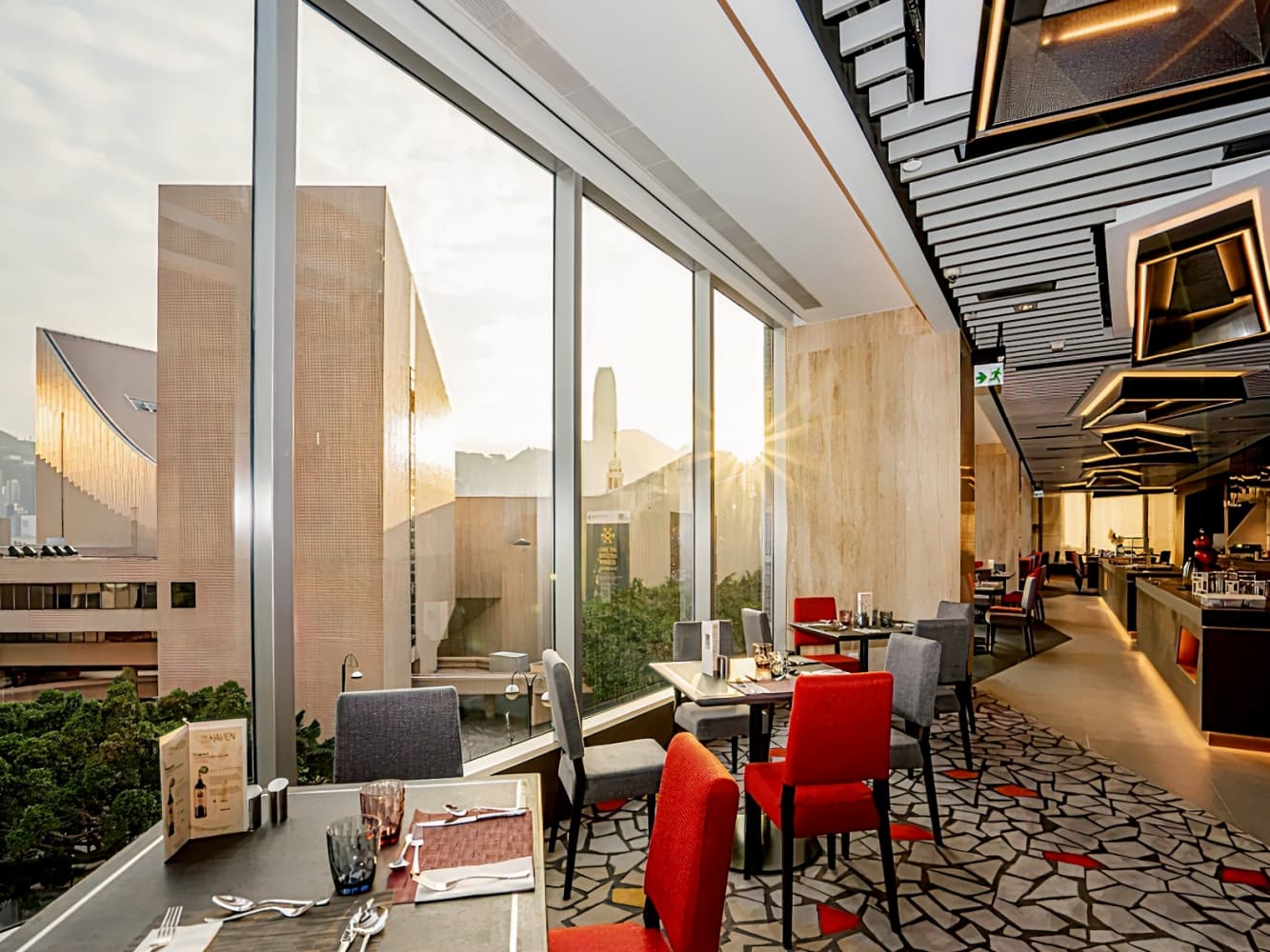 The Salisbury – YMCA of Hong Kong