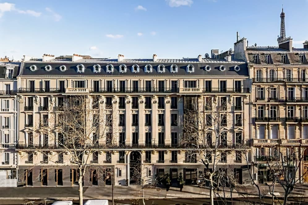 La Clef Tour Eiffel Paris by The Crest Collection